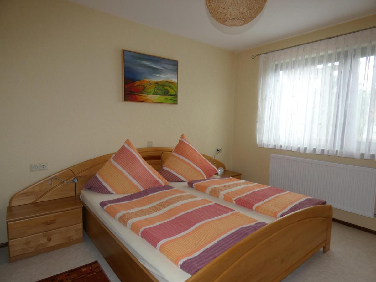 Ferienwohnung Neumann Герсфелд Екстериор снимка